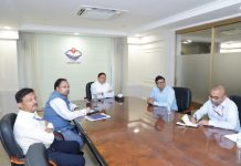 मुख्यमंत्री धामी ने बनबसा (गुदमी) में भारत-नेपाल सीमा पर बन रहे आधुनिक लैंड पोर्ट प्रोजेक्ट की प्रगति की समीक्षा की, अंतरराष्ट्रीय कनेक्टिविटी मजबूत करने पर जोर