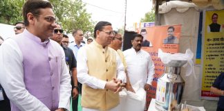 मुख्यमंत्री धामी ने कहा कि पिछले 4 वर्षों में राज्य के दुग्ध उत्पादन में प्रतिवर्ष लगभग 10 प्रतिशत की वृद्धि दर्ज हुई है