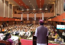 मुख्यमंत्री धामी ने विश्वास व्यक्त किया कि पंतनगर विश्वविद्यालय का पूर्व छात्र परिवार आने वाले वर्षों में न केवल विश्वविद्यालय के विकास, बल्कि उत्तराखंड और राष्ट्र निर्माण में भी महत्वपूर्ण भूमिका निभाएगा।