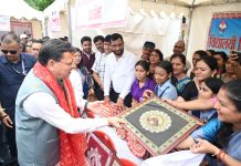 शारदा तट से सेवा पखवाड़ा तक, विकास के हर मोर्चे पर सक्रिय दिखे मुख्यमंत्री धामी