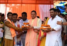 मुख्यमंत्री धामी बोले— जन्म नहीं, श्रेष्ठ कर्म बनाते हैं व्यक्ति को महान