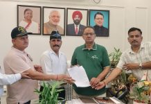 मंत्री गणेश जोशी से मिले पूर्व सैनिकों के प्रतिनिधिमंडल ने यूपीसीएल, यूजेवीएनएल और पिटकुल में समान कार्य के लिए समान वेतन की मांग को लेकर सौंपा ज्ञापन