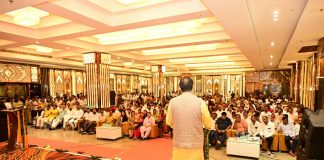 पेयजल, सड़क, शिक्षा और स्वास्थ्य को पंचायत विकास योजनाओं में प्राथमिकता देने के मुख्यमंत्री पुष्कर सिंह धामी ने दिए निर्देश